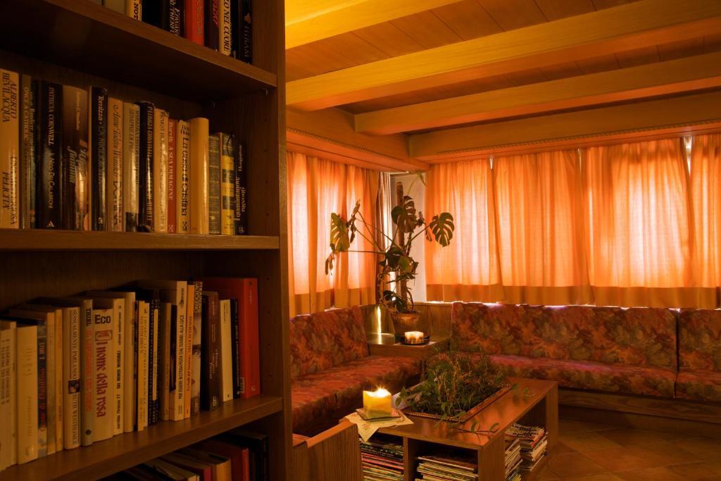 Albergo Bellaria Carano  Esterno foto